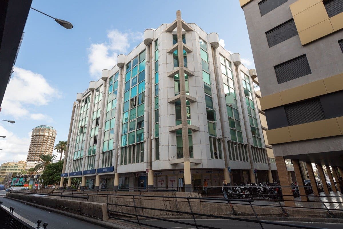 Kantoor te koop in Las Palmas de Gran Canaria met garage - € 260.000 (Ref: 8213478)