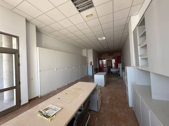 Commercieel te koop in Puerto del Rosario - € 105.000 (Ref: 8233356)