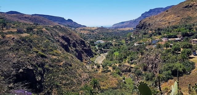 Finca/Casa Rural en San Bartolomé de Tirajana en venta - 115.000 € (Ref: 8244266)