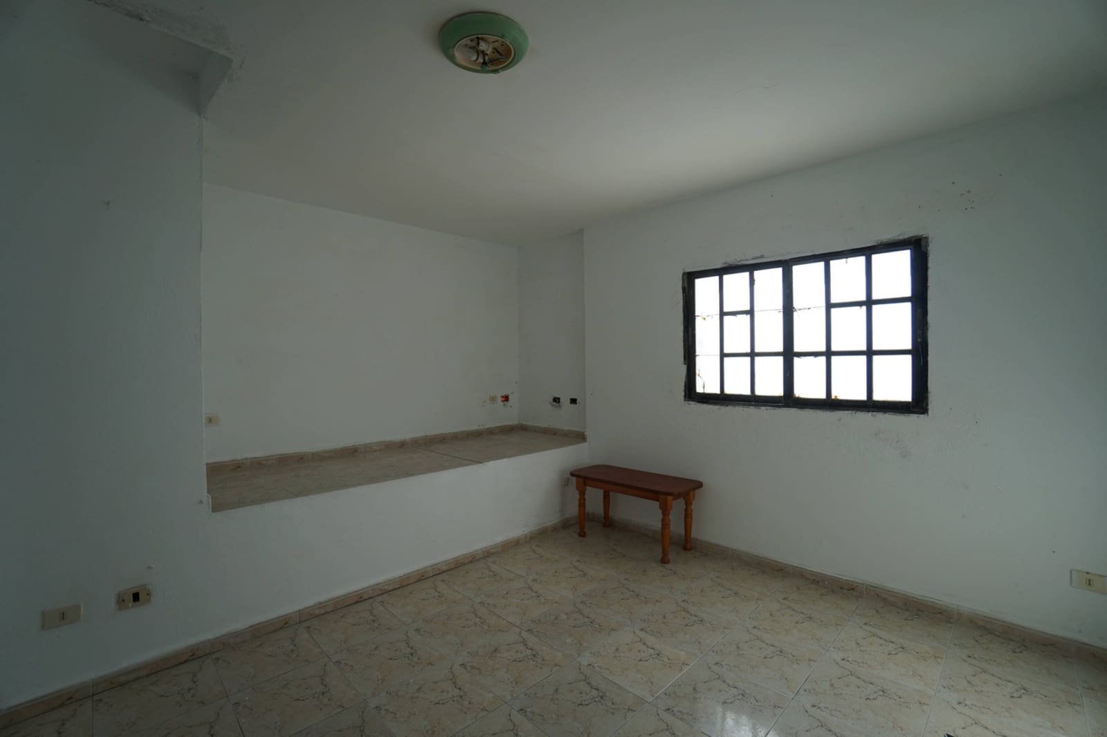 5 soveværelse Villa til salg i Santa Maria de Guia de Gran Canaria med garage - € 168.000 (Ref: 8263169)