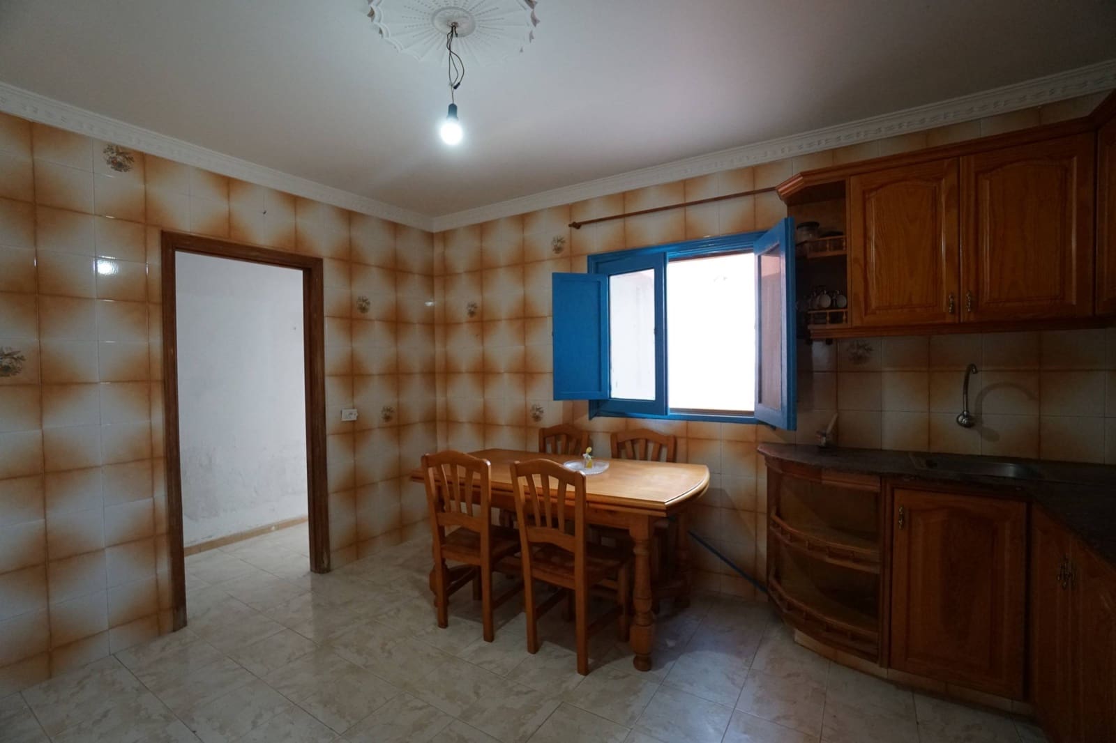 5 soveværelse Villa til salg i Santa Maria de Guia de Gran Canaria med garage - € 168.000 (Ref: 8263169)