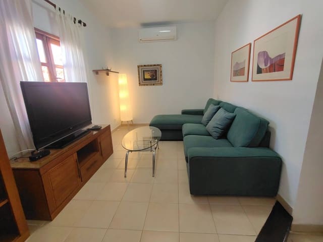 4 slaapkamer Villa te huur in Campo Internacional, San Bartolomé de Tirajana met zwembad garage - € 2.750 (Ref: 8324713)