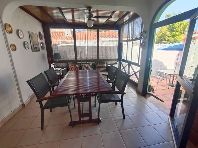 4 slaapkamer Villa te huur in Campo Internacional, San Bartolomé de Tirajana met zwembad garage - € 2.750 (Ref: 8324713)