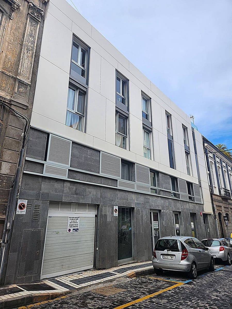 Erhverv til salg i Las Palmas de Gran Canaria - € 222.000 (Ref: 8327812)