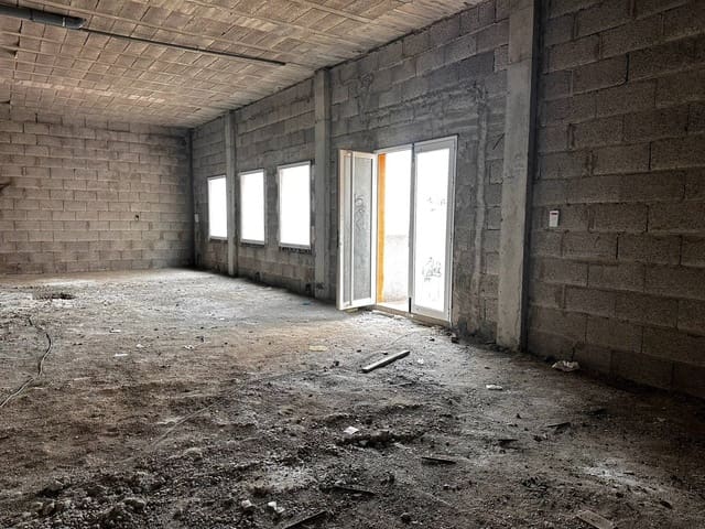 Erhverv til salg i Arucas - € 73.000 (Ref: 8343124)