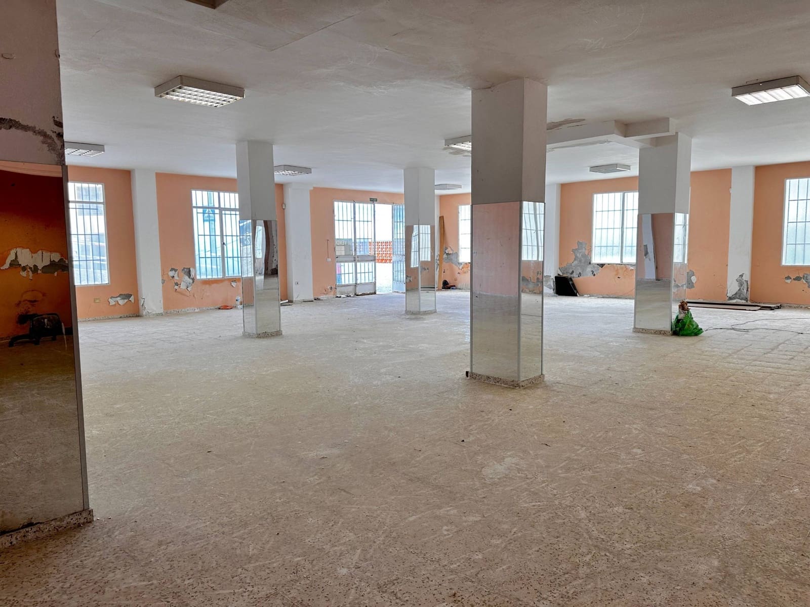 Erhverv til salg i Los Realejos - € 260.000 (Ref: 8354274)