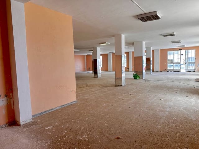 Kommersiell till salu i Los Realejos - 260 000 € (Ref: 8354274)