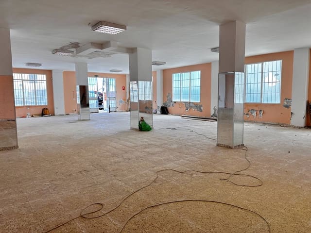 Kommersiell till salu i Los Realejos - 260 000 € (Ref: 8354274)