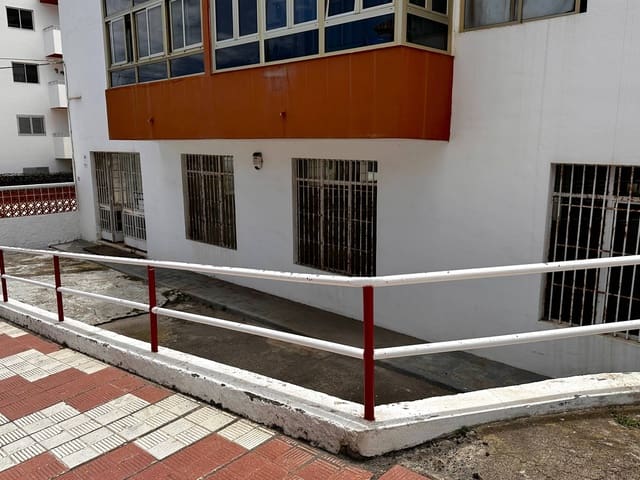 Kommersiell till salu i Los Realejos - 260 000 € (Ref: 8354274)