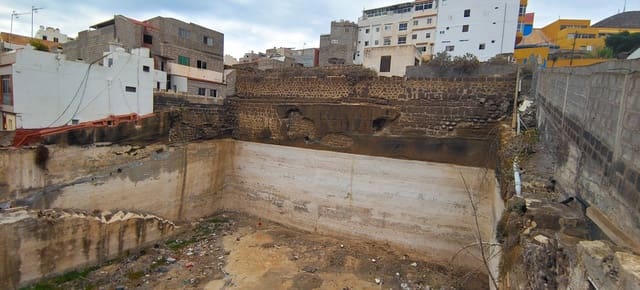 Building Plot for sale in Gáldar - € 166,000 (Ref: 8396655)