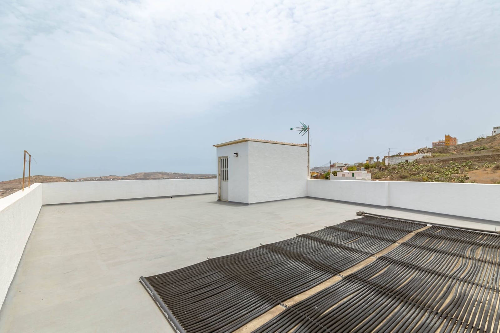 6 soveværelse Villa til salg i Arucas med swimmingpool garage - € 430.000 (Ref: 8450765)