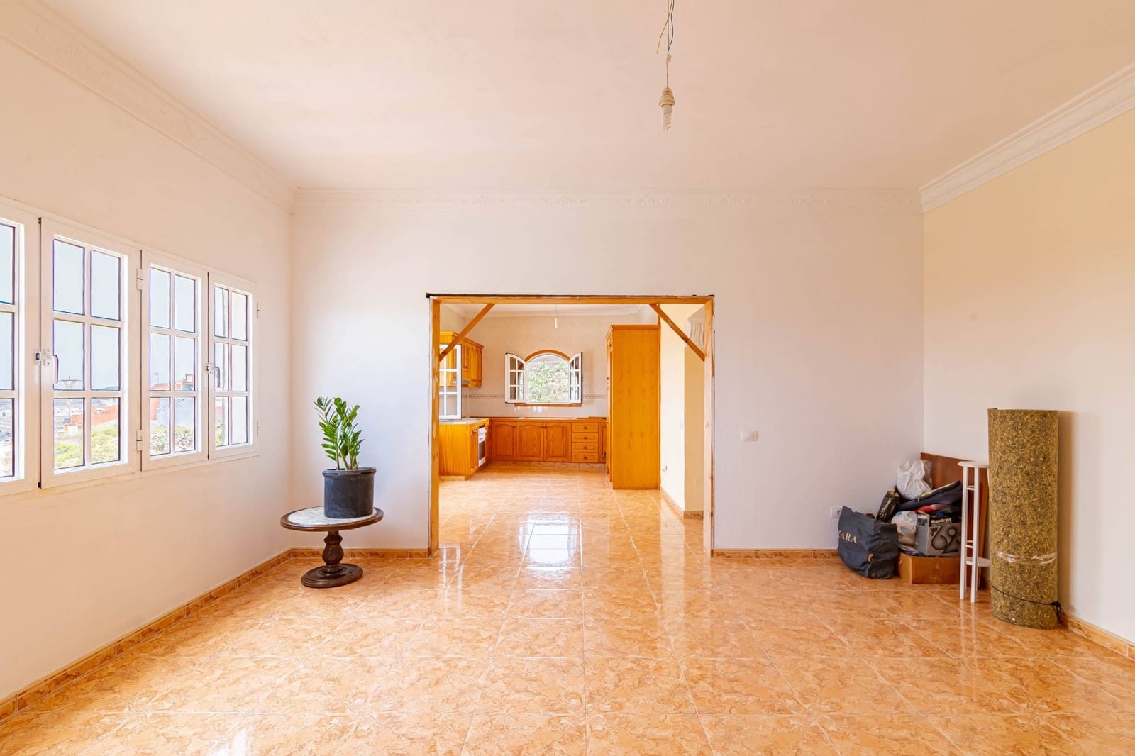 6 soveværelse Villa til salg i Arucas med swimmingpool garage - € 430.000 (Ref: 8450765)