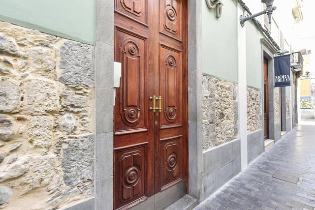 4 soveværelse Byhus til salg i Vegueta, Las Palmas de Gran Canaria - € 1.250.000 (Ref: 8460294)