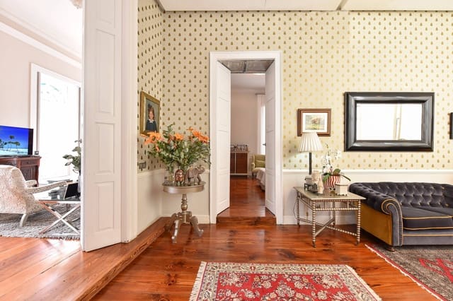 Casa de 4 habitaciones en Vegueta, Las Palmas de Gran Canaria en venta - 1.250.000 € (Ref: 8460294)