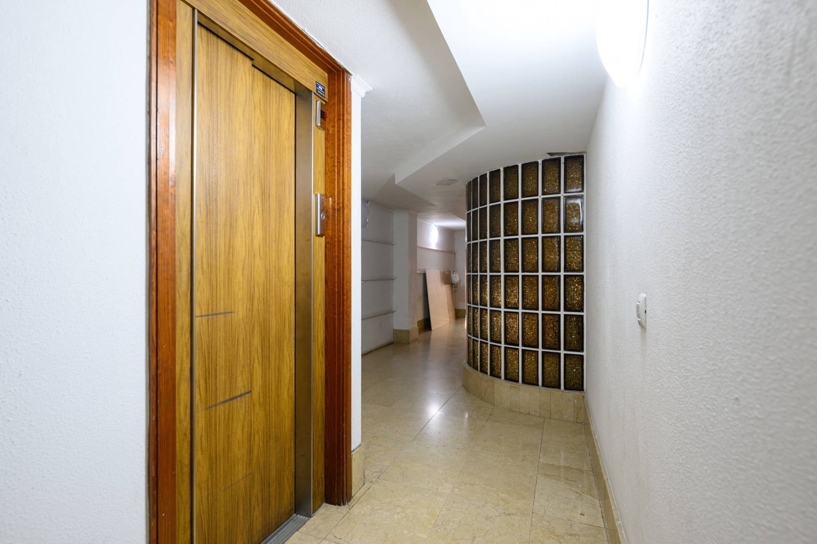 Erhverv til salg i Las Palmas de Gran Canaria - € 1.500.000 (Ref: 8495145)