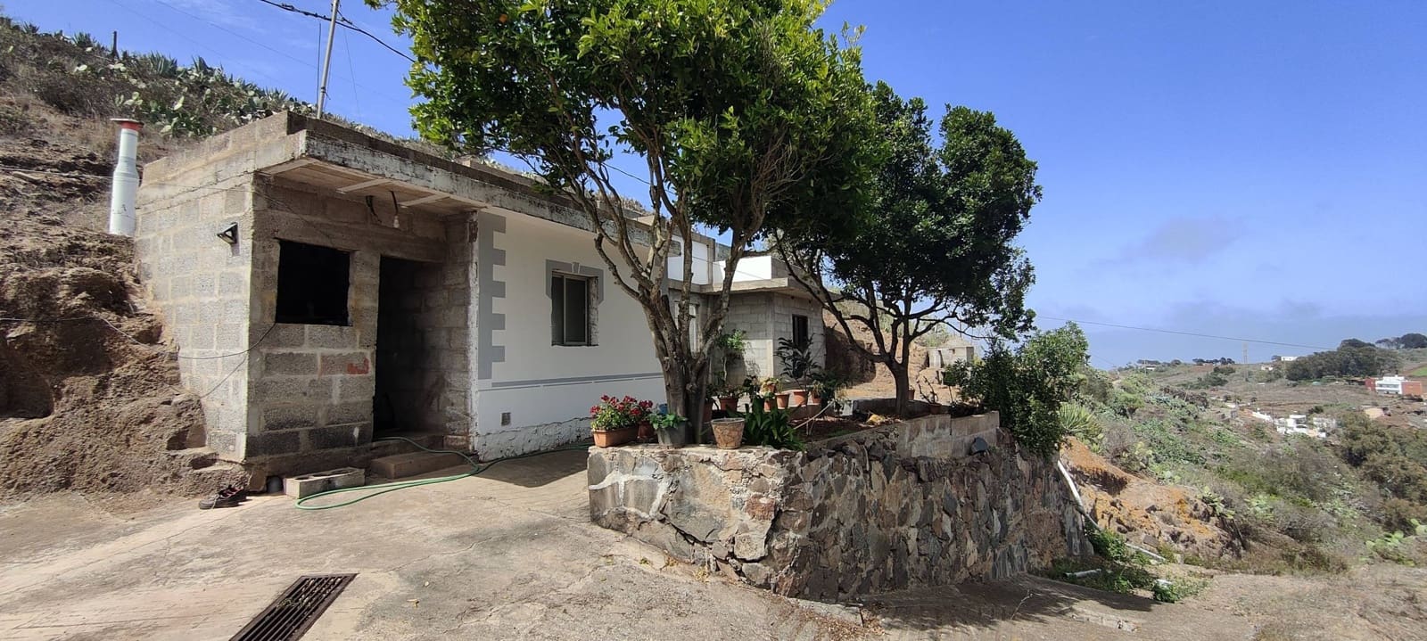 5 soveværelse Villa til salg i Santa Maria de Guia de Gran Canaria med garage - € 189.900 (Ref: 8504511)
