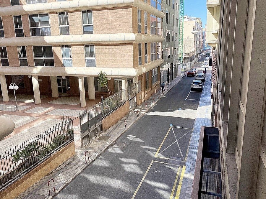 Kontor til leje i Las Palmas de Gran Canaria - € 1.900 (Ref: 8529763)