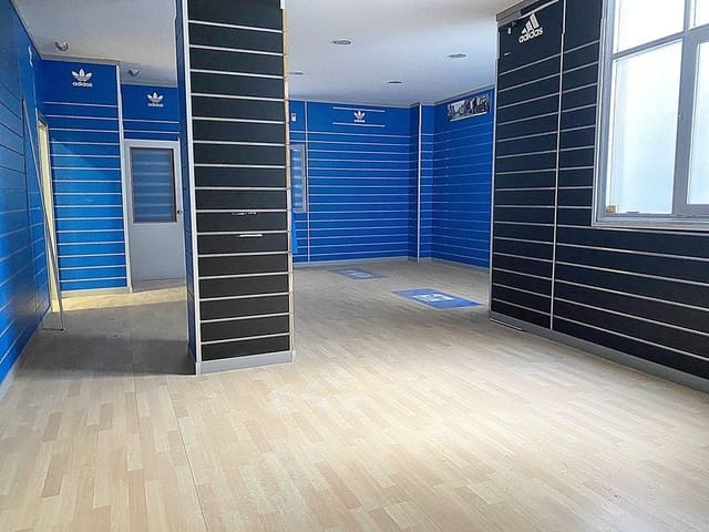 Office for rent in Guanarteme, Las Palmas de Gran Canaria - € 1,900 (Ref: 8529763)