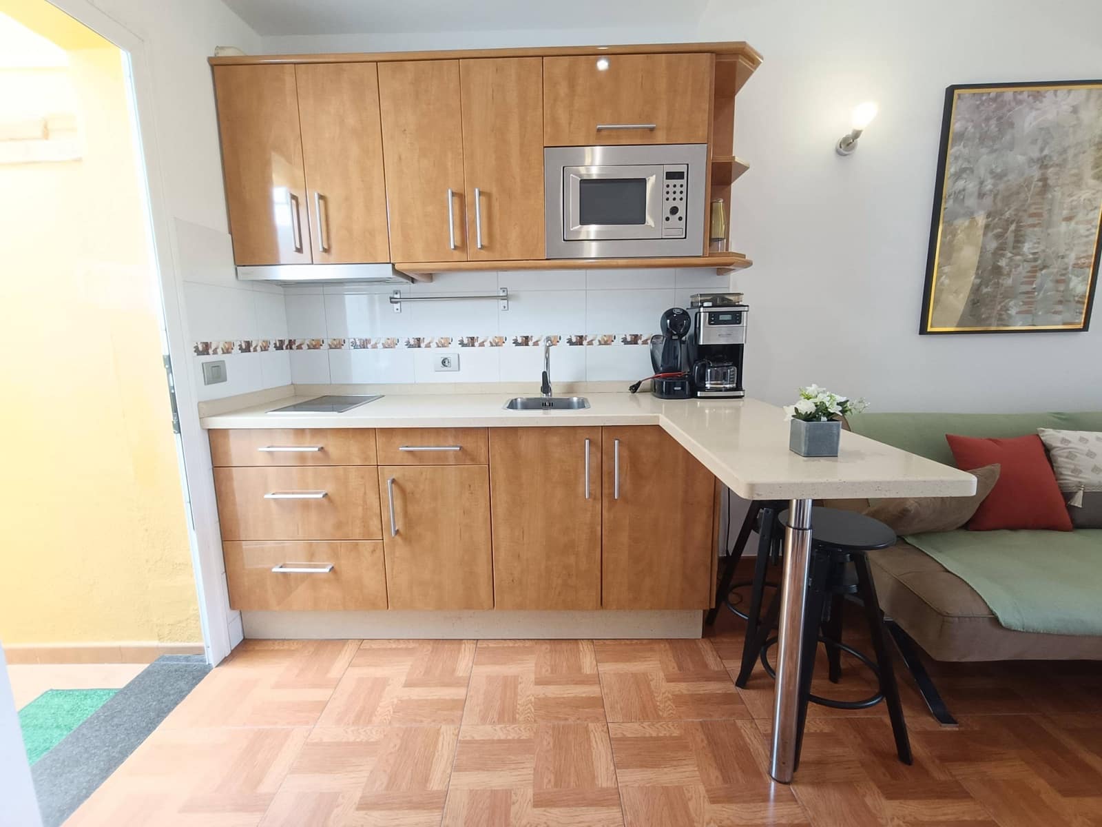 1 soverom Leilighet til salgs i Sonneland med svømmebasseng - € 219 000 (Ref: 8551421)