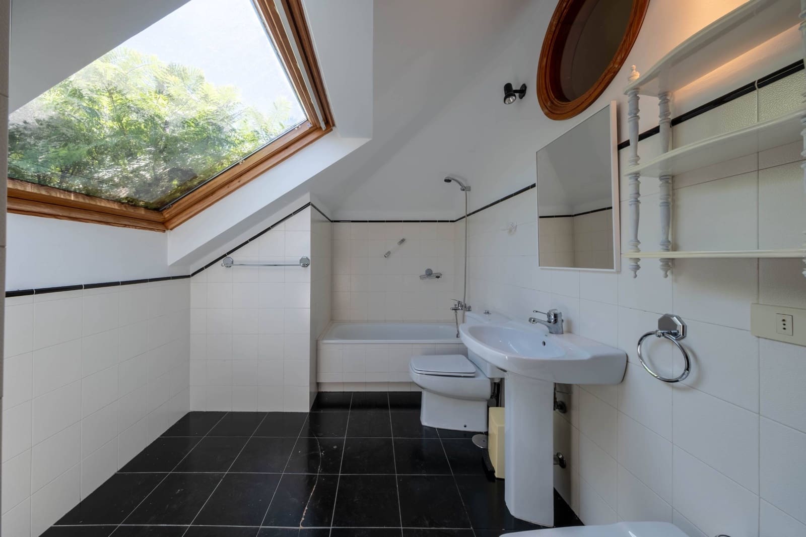 4 soveværelse Villa til salg i Santa Brigida med garage - € 690.000 (Ref: 8559926)