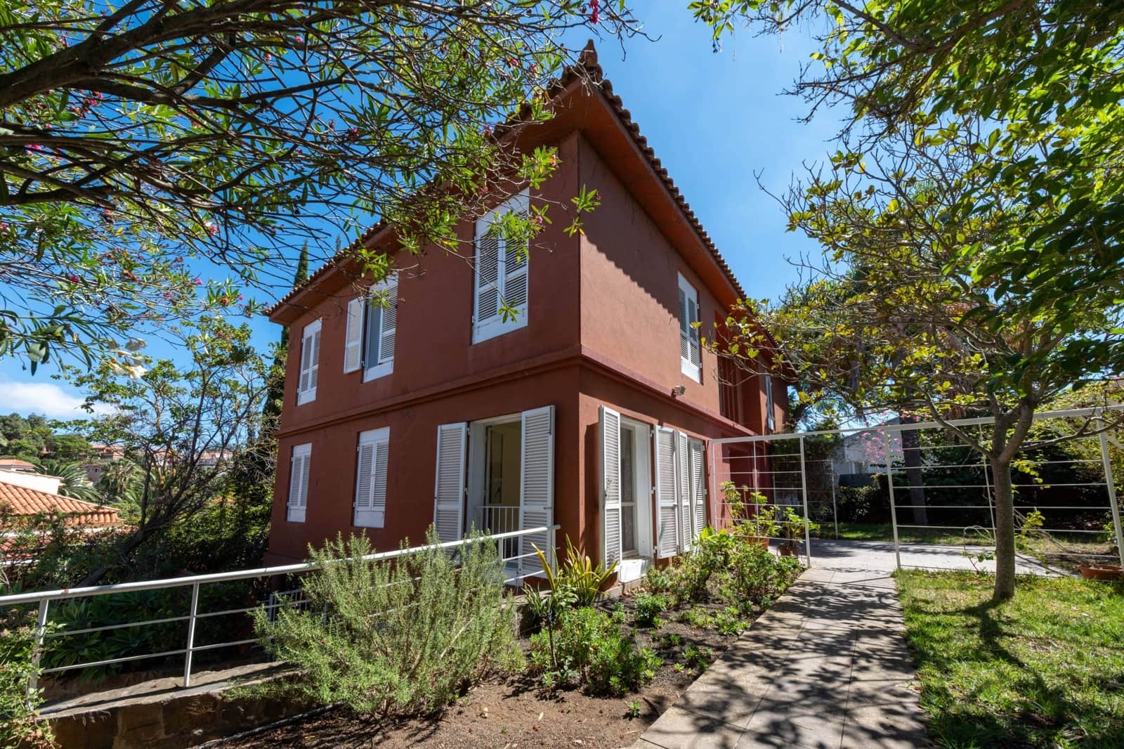 4 soveværelse Villa til salg i Santa Brigida med garage - € 690.000 (Ref: 8559926)