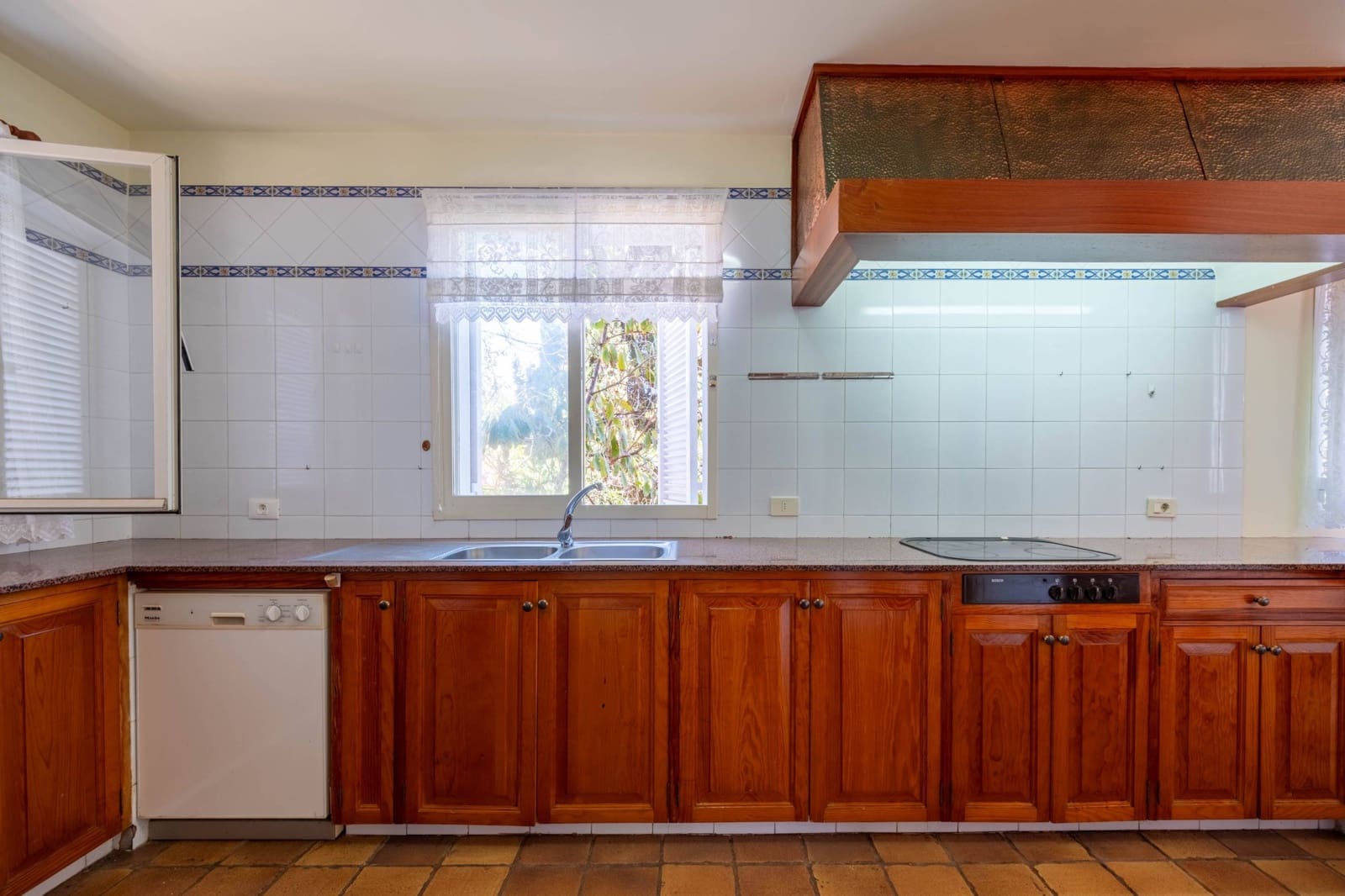 4 slaapkamer Villa te koop in Santa Brigida met garage - € 690.000 (Ref: 8559926)