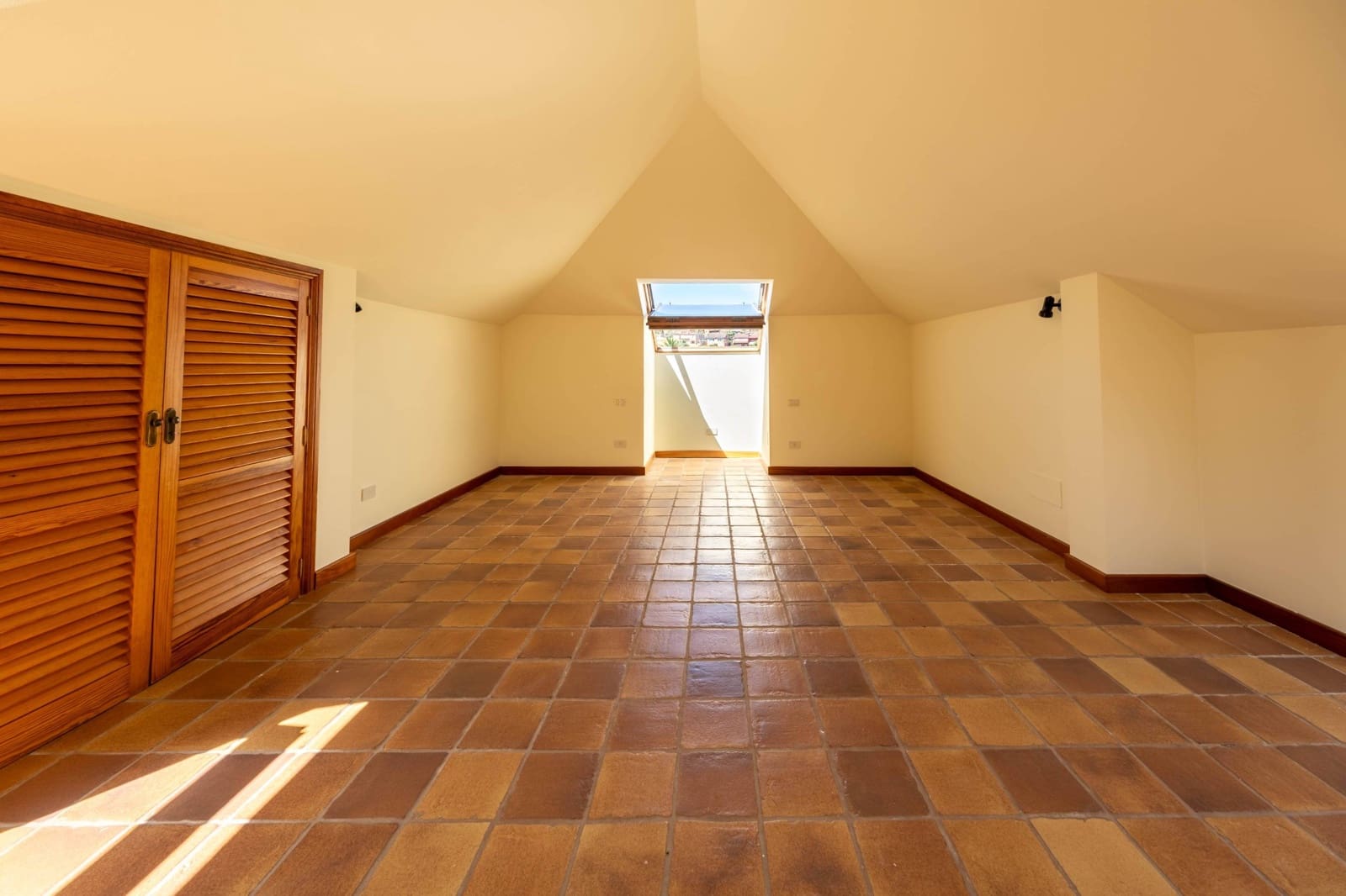 4 slaapkamer Villa te koop in Santa Brigida met garage - € 690.000 (Ref: 8559926)