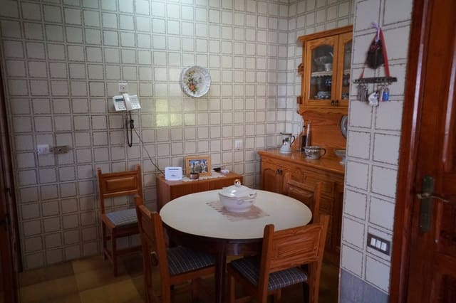 4 soveværelse Villa til salg i Santa Brígida - € 575.000 (Ref: 8570380)