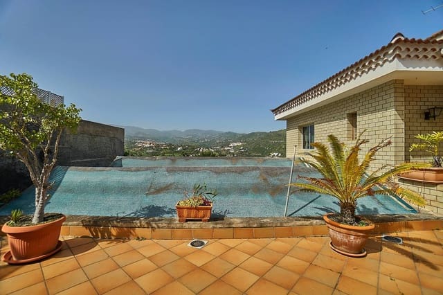 4 soveværelse Villa til salg i Santa Brígida - € 500.000 (Ref: 8570380)