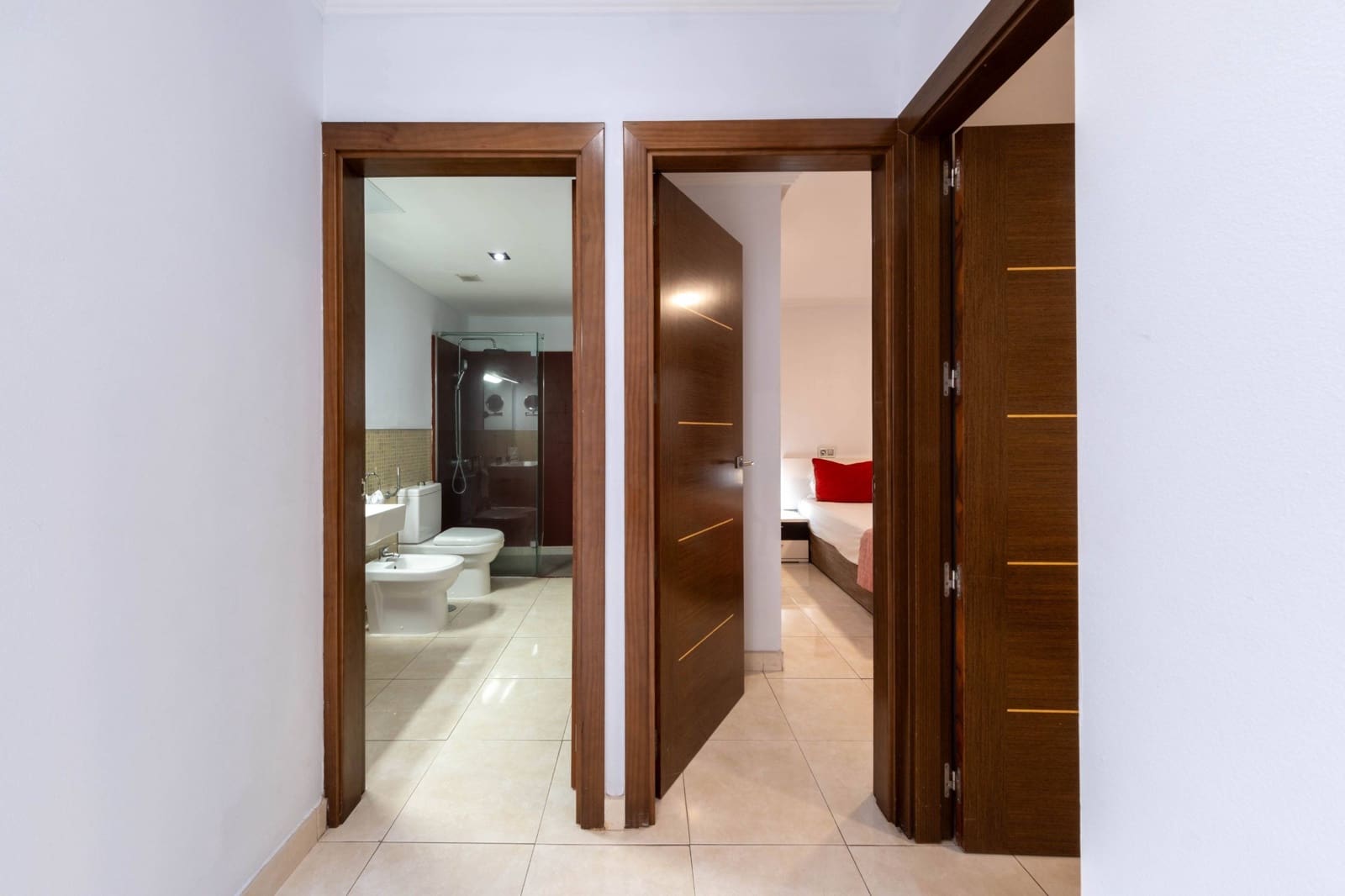 46 bedroom Apartment for sale in Amadores with pool garage - € 11,400,000 (Ref: 8570382)