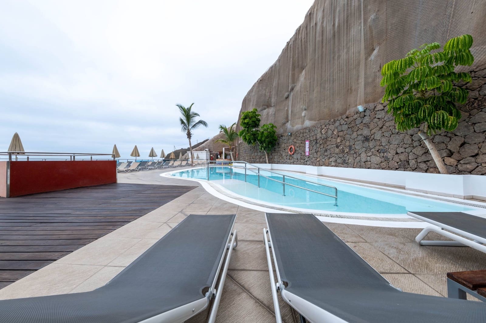 46 bedroom Apartment for sale in Amadores with pool garage - € 11,400,000 (Ref: 8570382)