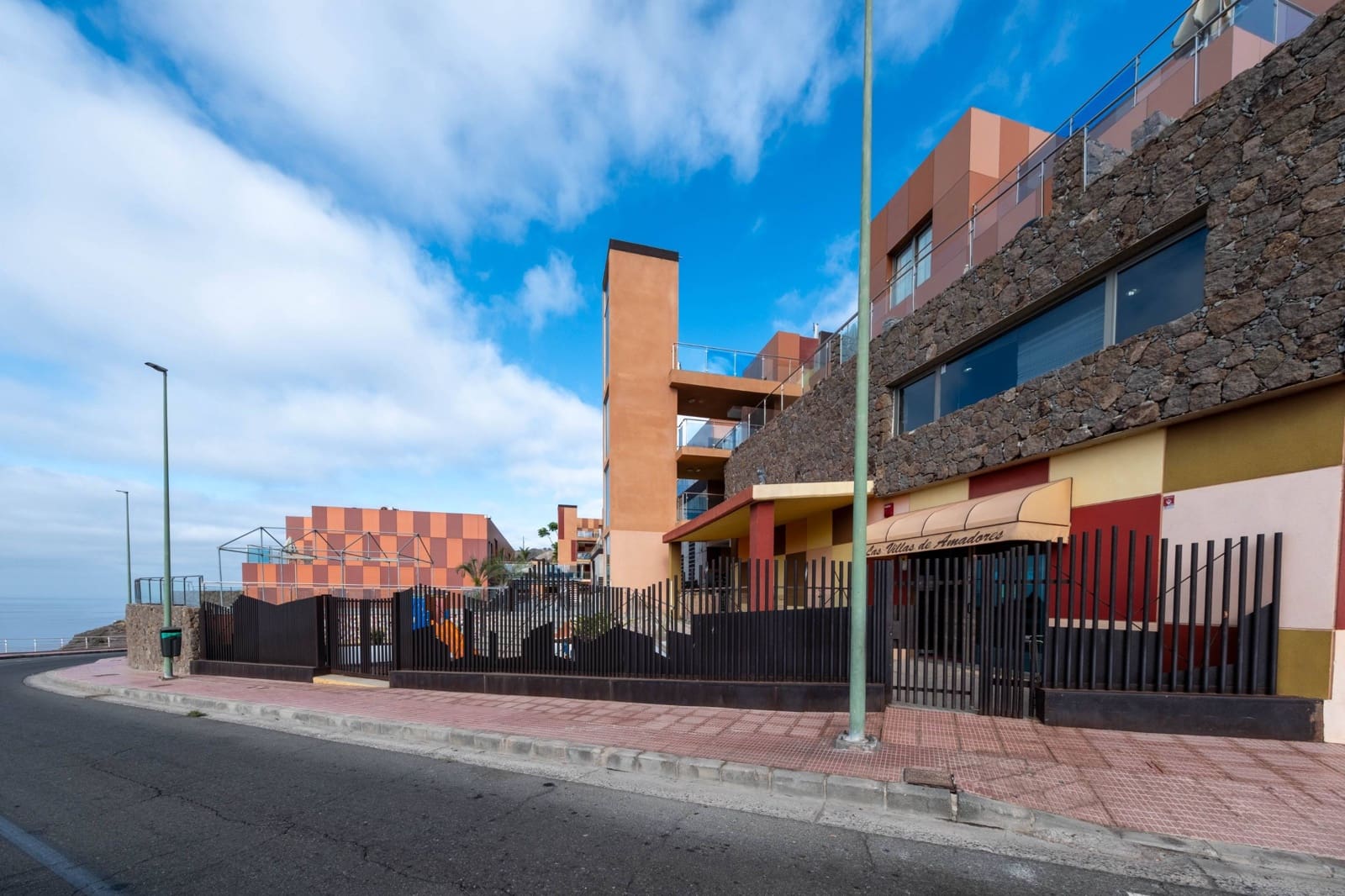 46 bedroom Apartment for sale in Amadores with pool garage - € 11,400,000 (Ref: 8570382)