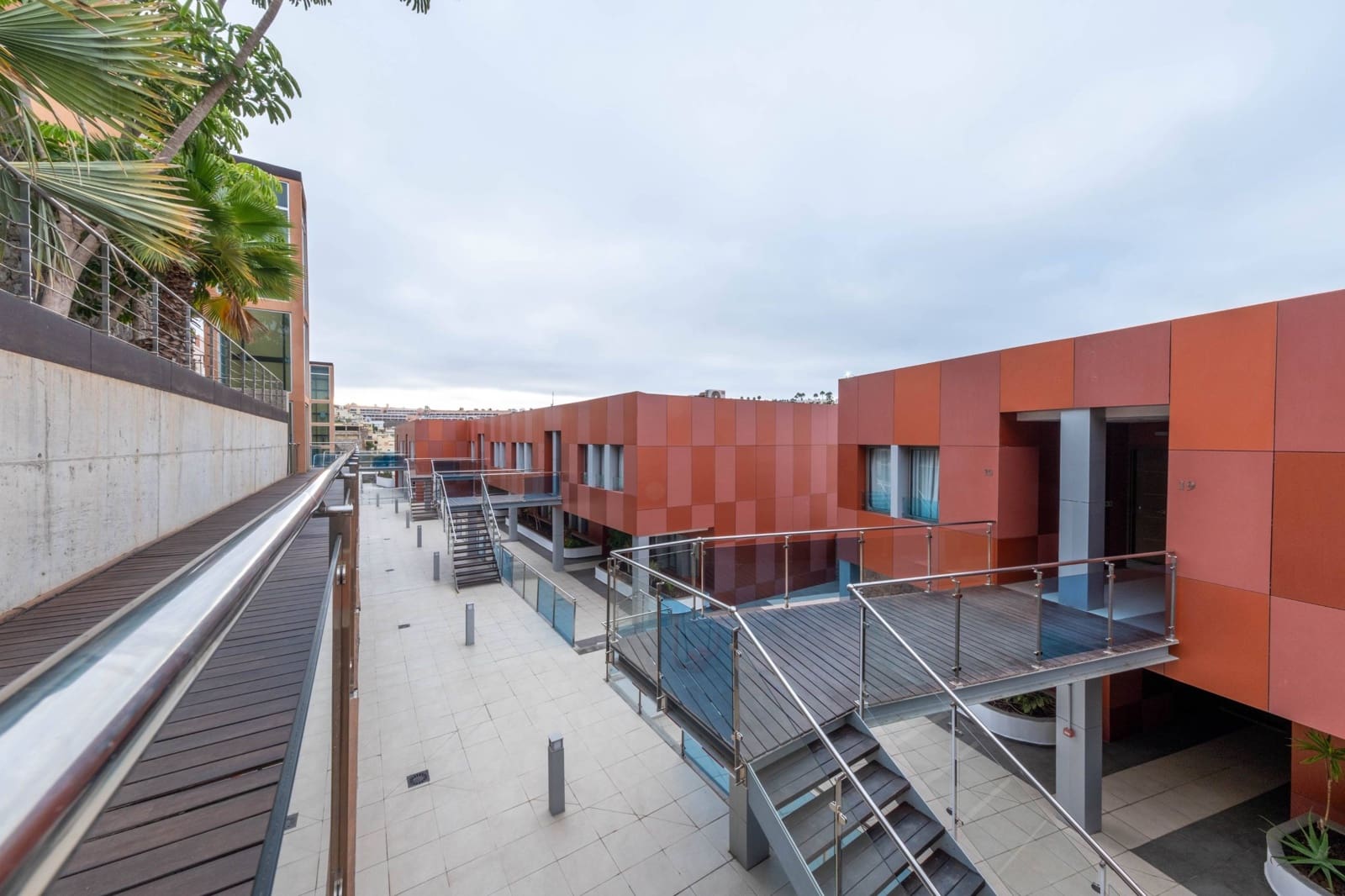 46 Zimmer Apartment zu verkaufen in Amadores mit Pool Garage - 11.400.000 € (Ref: 8570382)