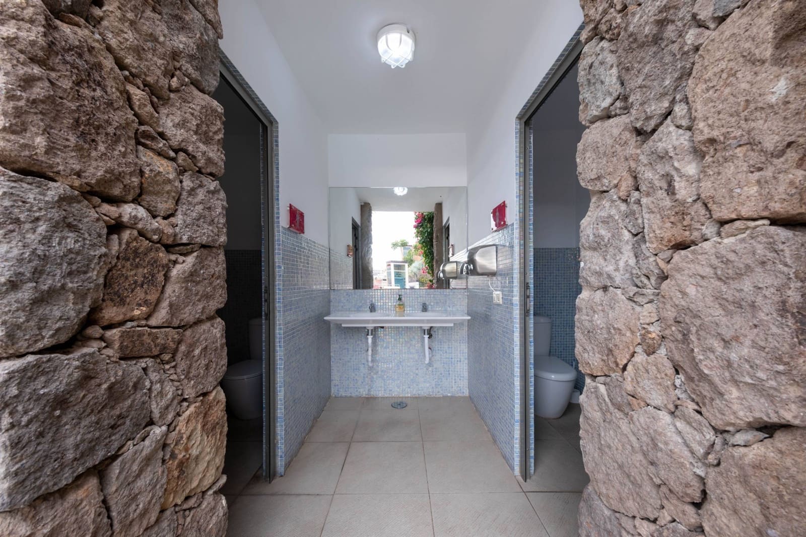 46 Zimmer Apartment zu verkaufen in Amadores mit Pool Garage - 11.400.000 € (Ref: 8570382)