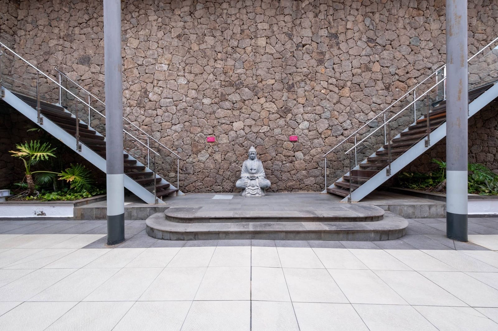 46 Zimmer Apartment zu verkaufen in Amadores mit Pool Garage - 11.400.000 € (Ref: 8570382)