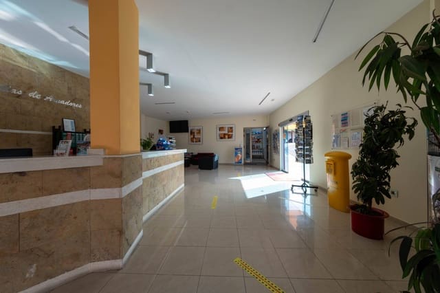 Apartamento de 46 habitaciones en Amadores, Mogán en venta con piscina garaje - 11.400.000 € (Ref: 8570382)