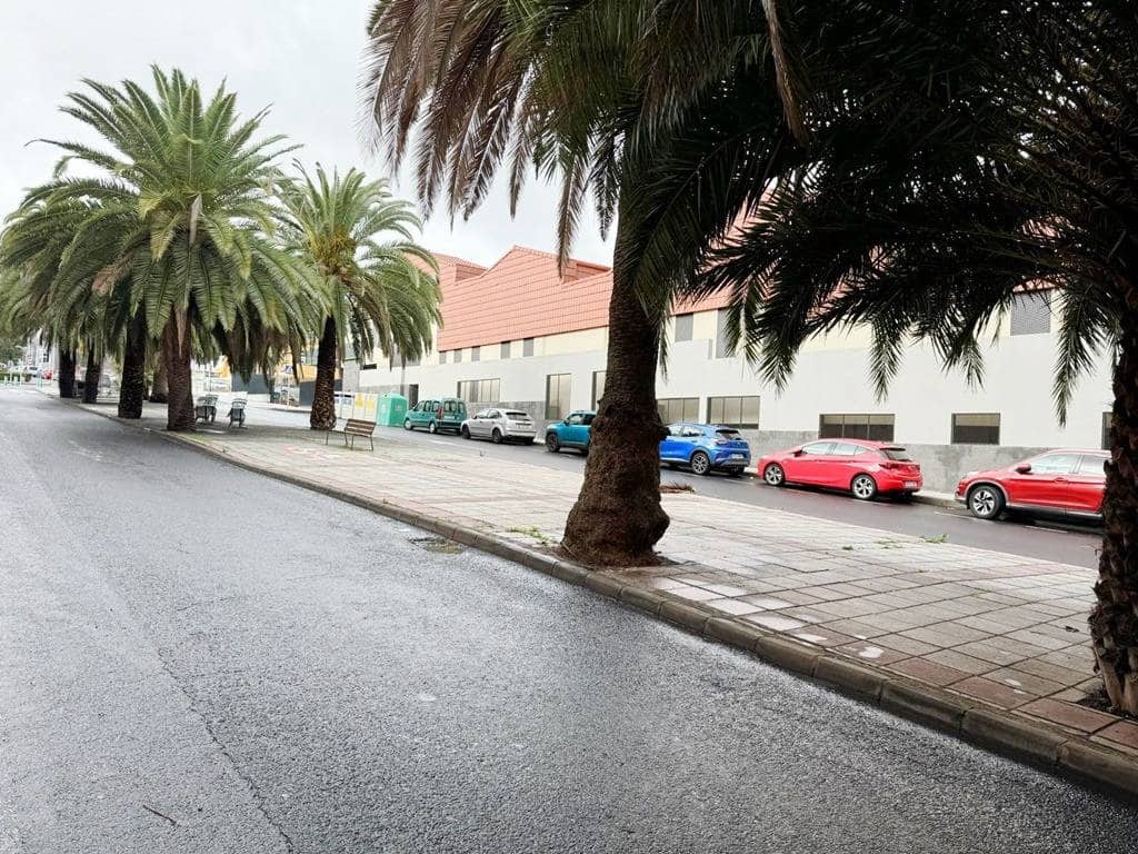 Komercyjne na sprzedaż w Santa Brigida - 240 000 € (Ref: 8615310)