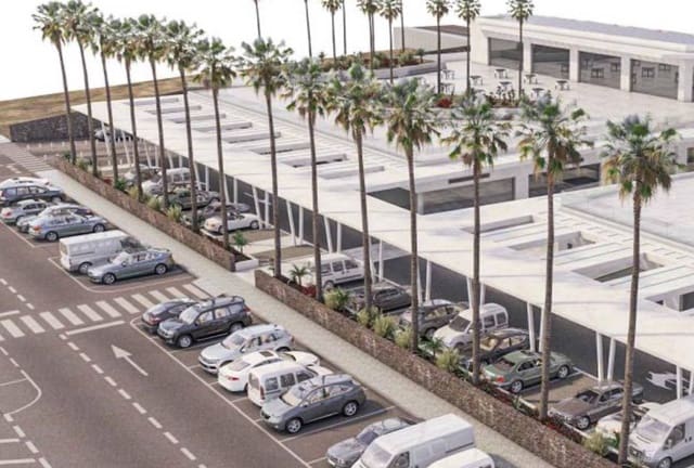 Kaupallinen vuokrattavana paikassa Puerto Calero, Yaiza - 2 325 € (Ref: 8617334)