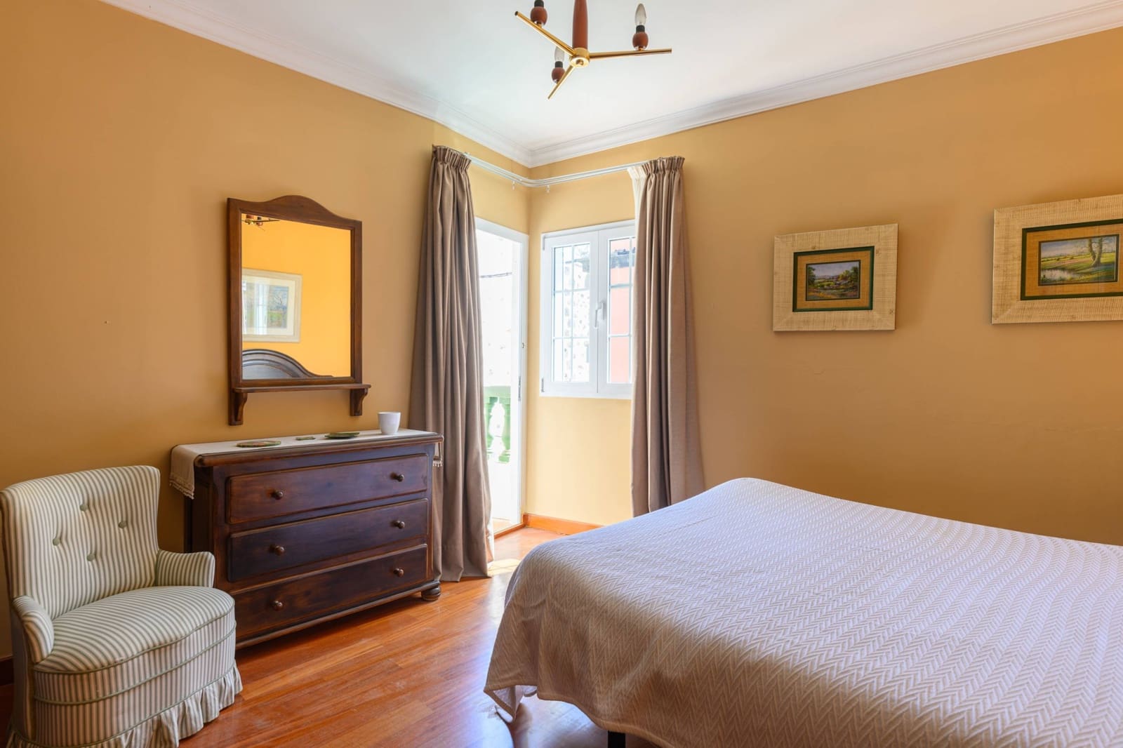 17 soveværelse Byhus til salg i Vega de San Mateo med garage - € 1.500.000 (Ref: 8623273)