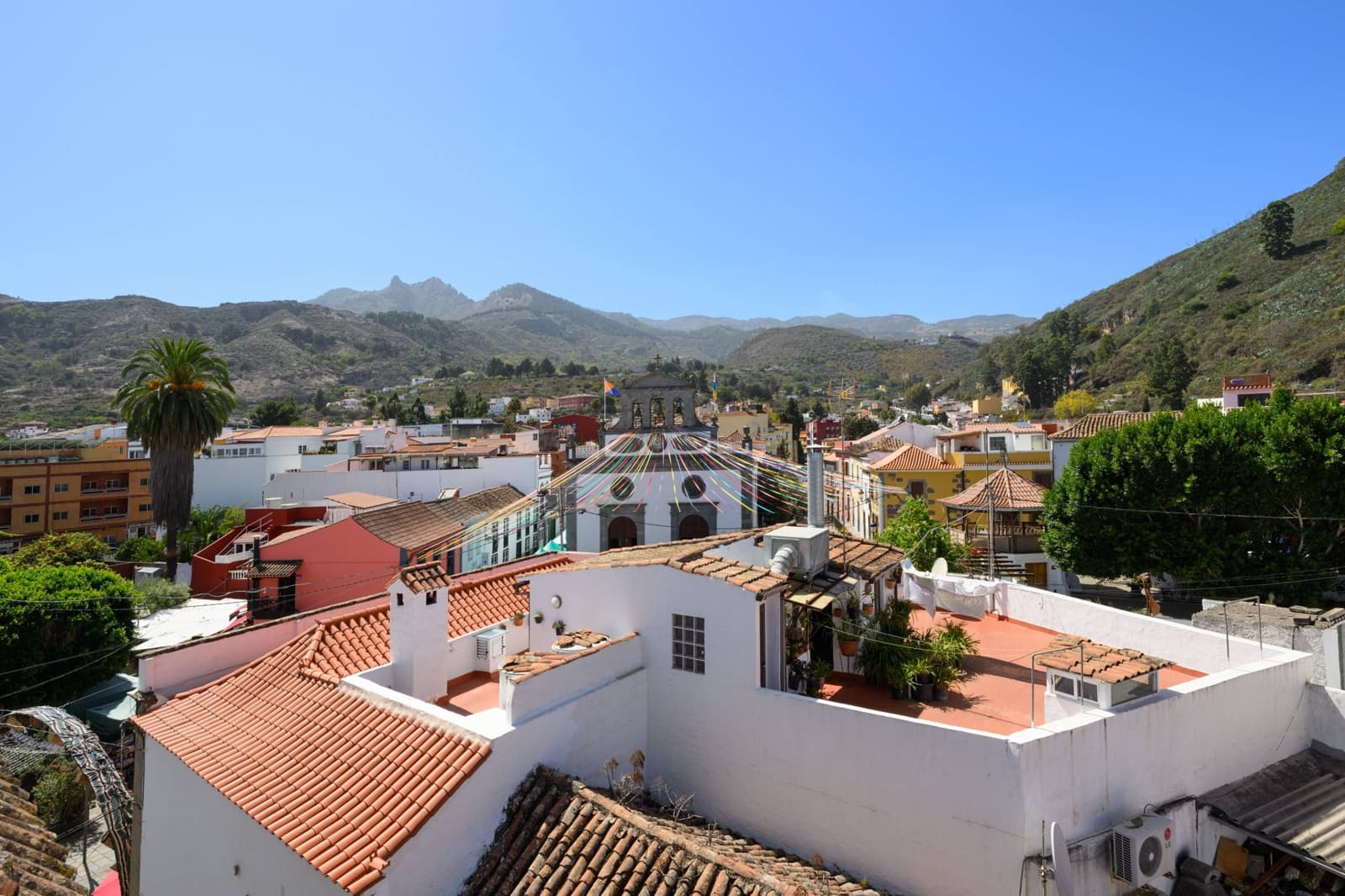 17 soveværelse Byhus til salg i Vega de San Mateo med garage - € 1.500.000 (Ref: 8623273)