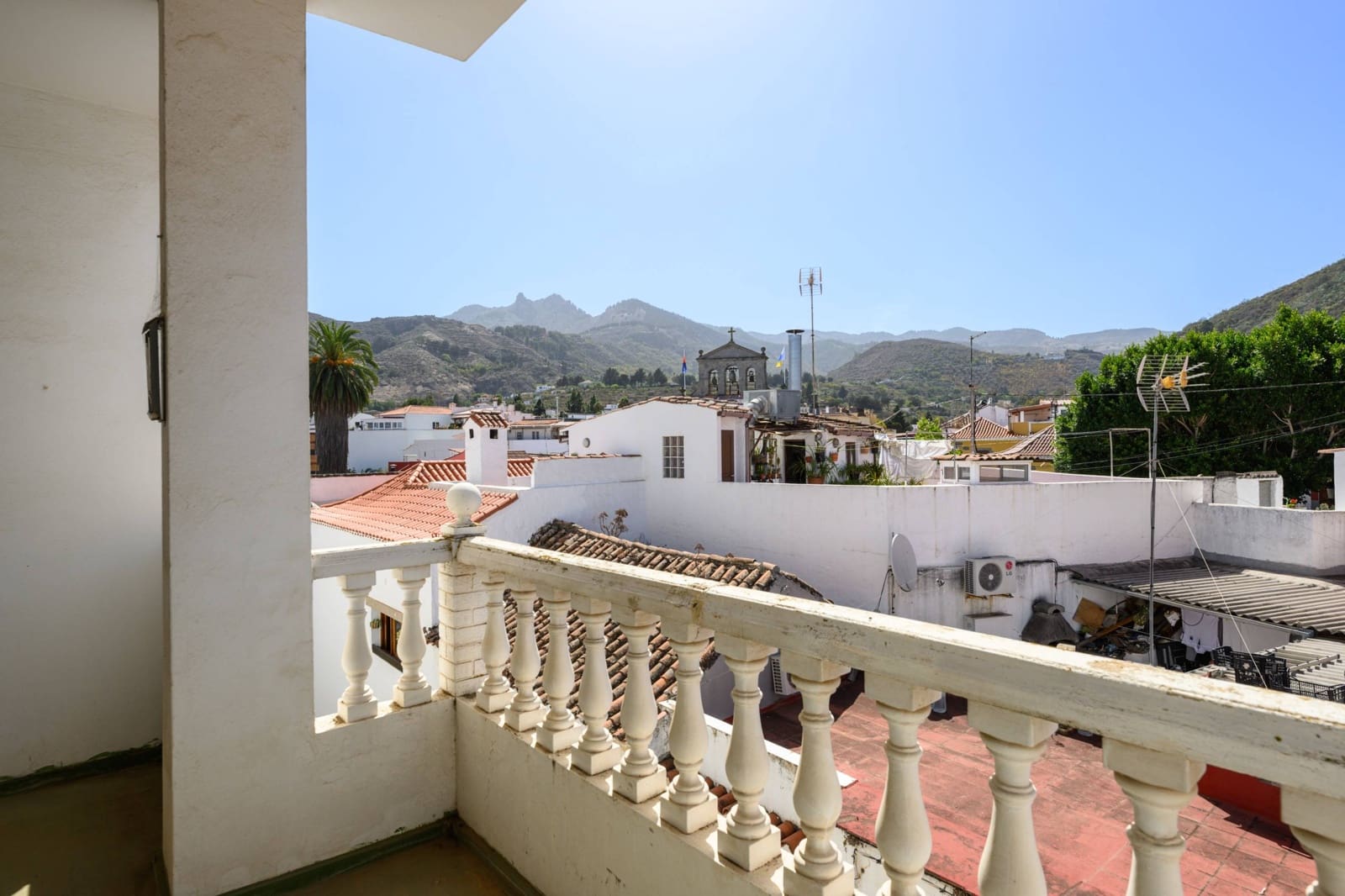 17 soveværelse Byhus til salg i Vega de San Mateo med garage - € 1.500.000 (Ref: 8623273)