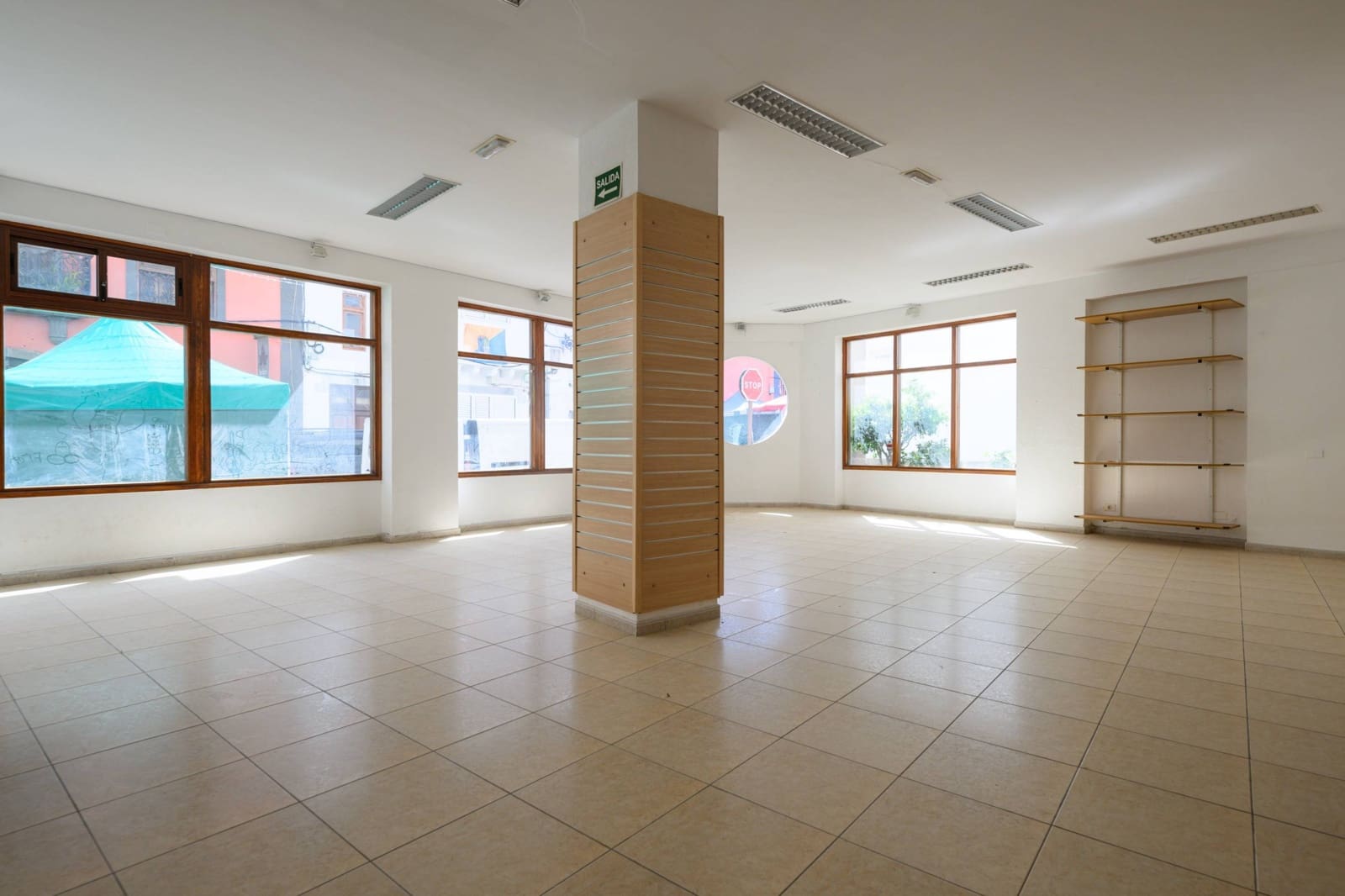 17 soveværelse Byhus til salg i Vega de San Mateo med garage - € 1.500.000 (Ref: 8623273)