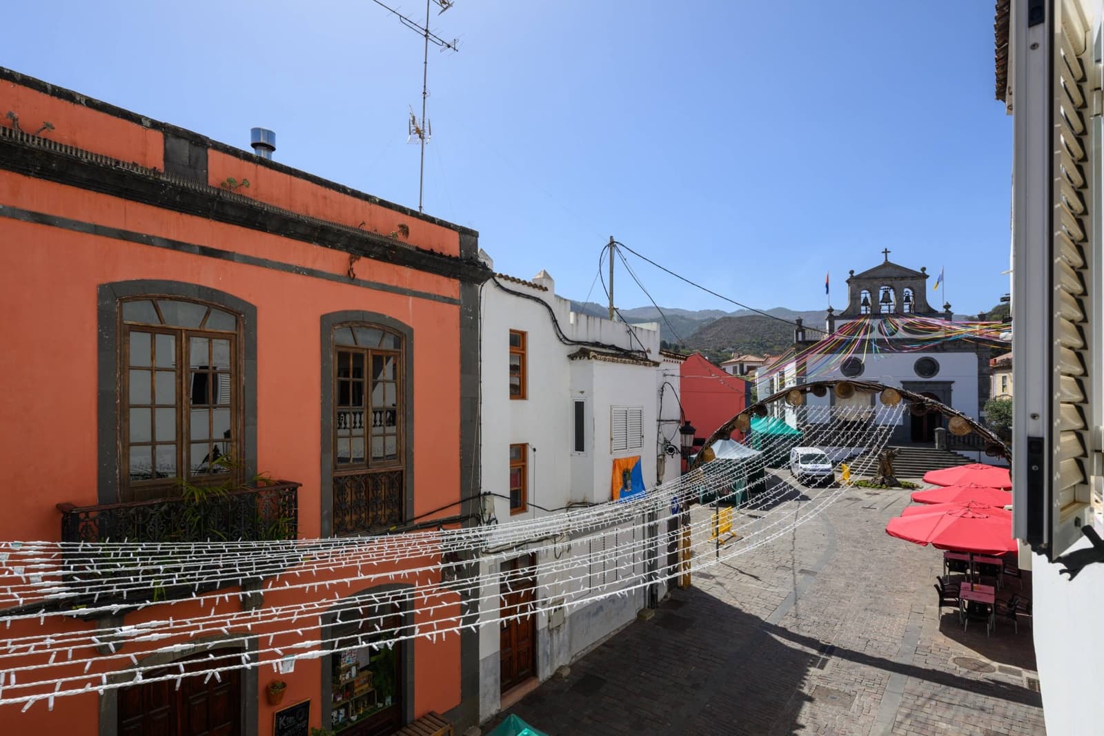 17 soveværelse Byhus til salg i Vega de San Mateo med garage - € 1.500.000 (Ref: 8623273)