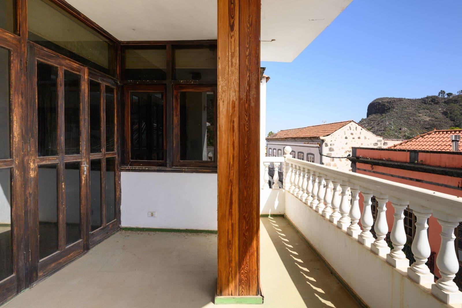 17 soveværelse Byhus til salg i Vega de San Mateo med garage - € 1.500.000 (Ref: 8623273)