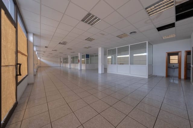 Erhverv til salg i Puerto del Rosario med garage - € 265.000 (Ref: 8682533)