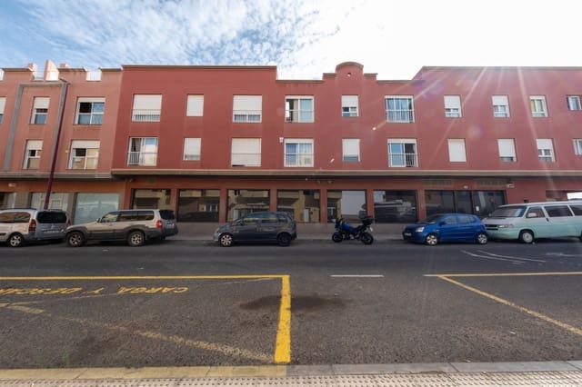 Erhverv til salg i Puerto del Rosario med garage - € 265.000 (Ref: 8682533)
