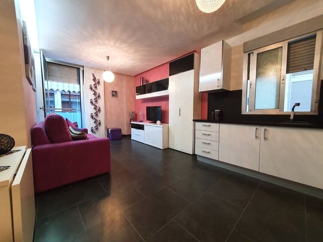 1 bedroom Flat for rent in Las Palmas de Gran Canaria with garage - € 1,300 (Ref: 8706984)