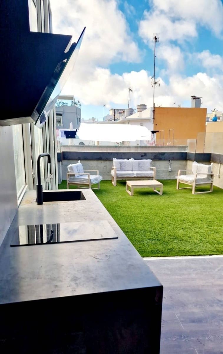 4 slaapkamer Appartement te koop in Las Palmas de Gran Canaria - € 1.100.000 (Ref: 8722140)