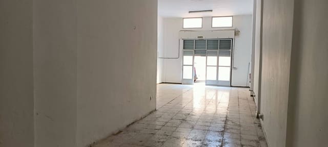 Local Comercial en Santa Cruz de Tenerife en venta - 108.000 € (Ref: 8778536)