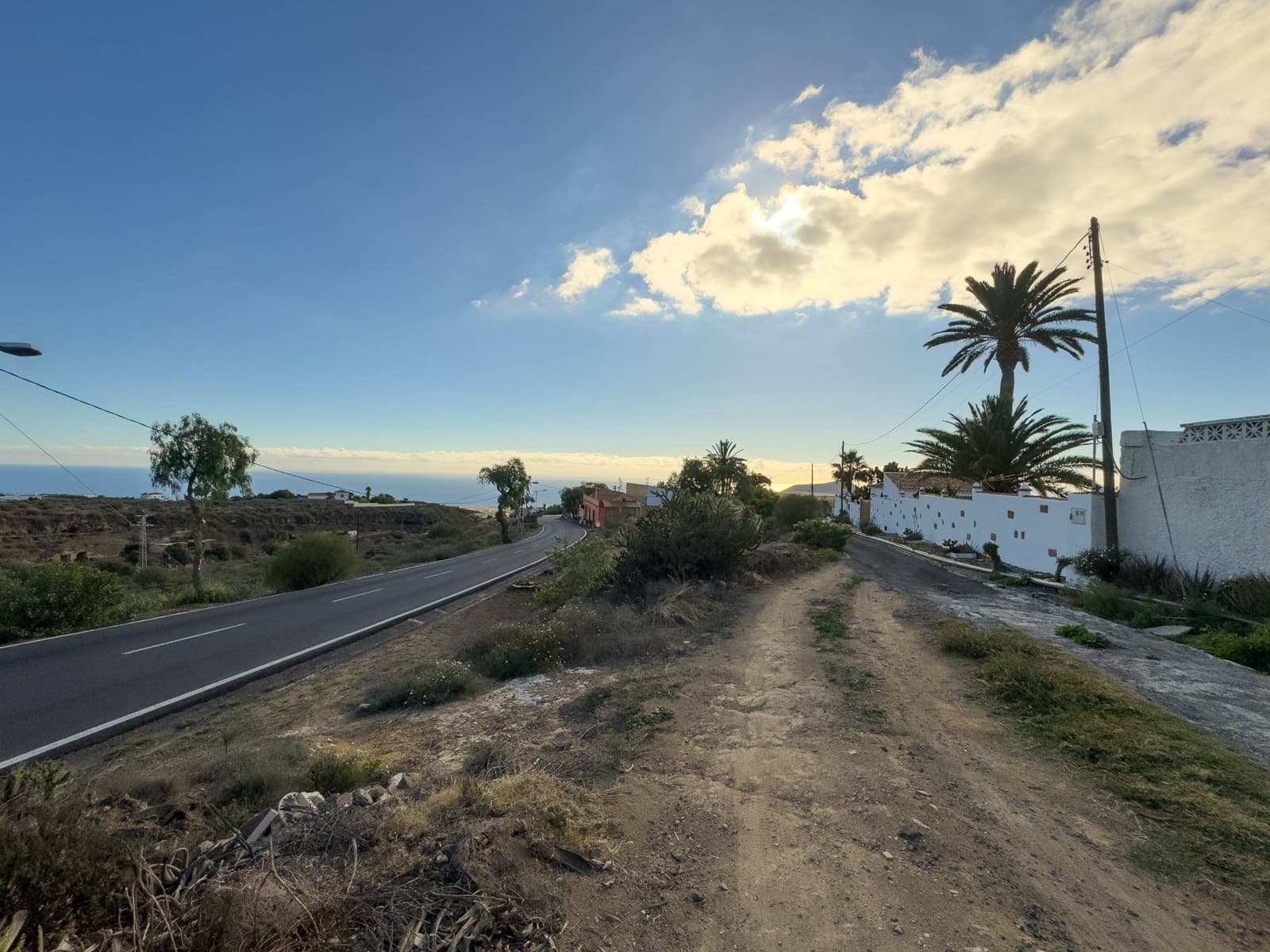 Ubebygd land til salgs i Arafo - € 110 000 (Ref: 8789717)